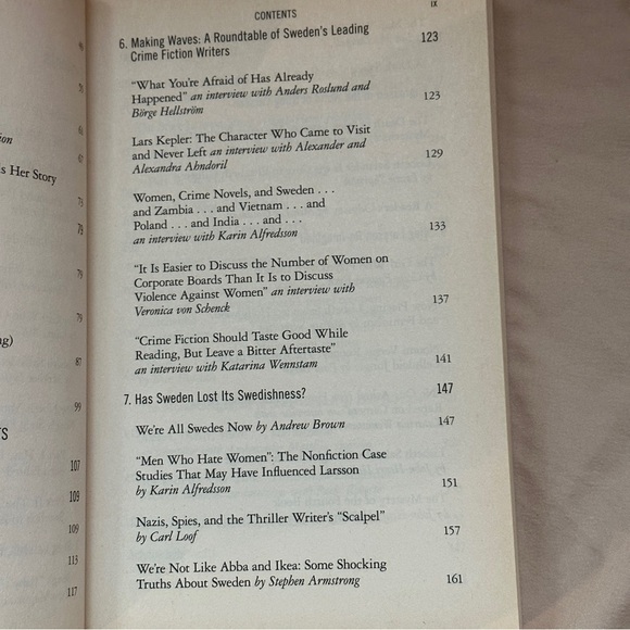 The Tattooed Girl by Multiple Authors | Literary Criticism | Paperback Book - Picture 5 of 7